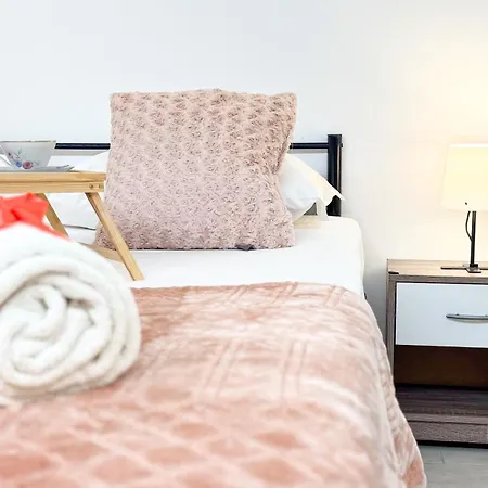 Apartment Sweet By Ca-sa Check